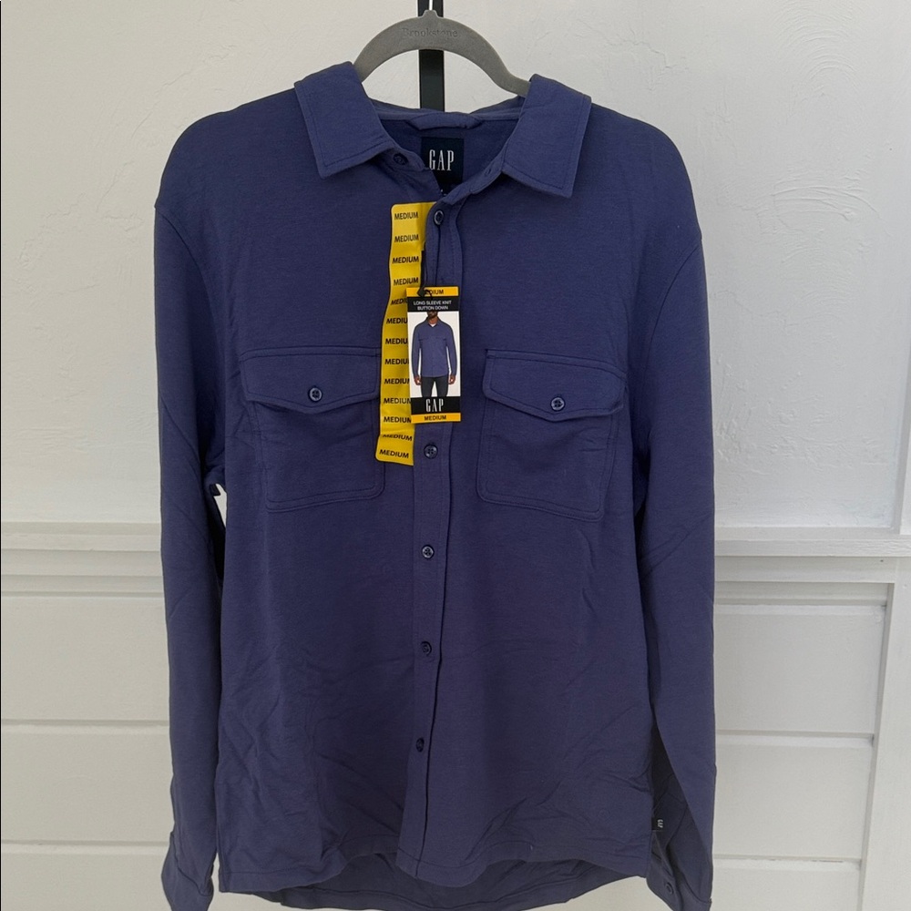 GAP Men's Casual Button Down Shirt in Deep Blue